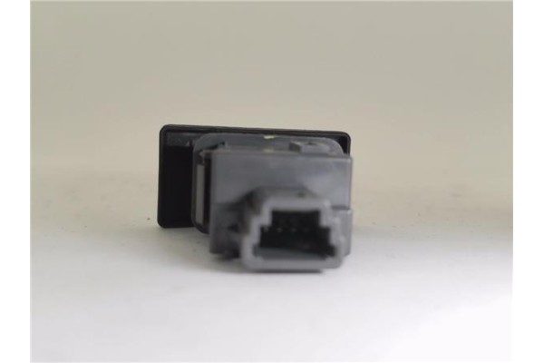 Recambio de interruptor luces emergencia para toyota avensis cross sport (t27) 2.2 premium referencia OEM IAM 8433205060  