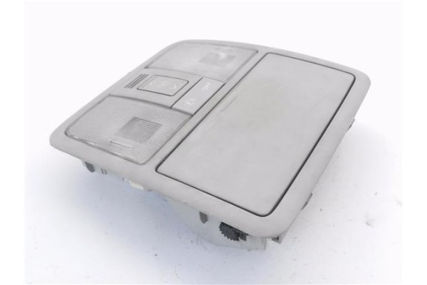 Recambio de luz delantero central techo para toyota avensis cross sport (t27) 2.2 premium referencia OEM IAM 8157005110  