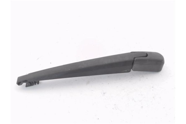 Recambio de brazo limpiaparabrisas trasero para toyota avensis cross sport (t27) 2.2 premium referencia OEM IAM 8524105100  