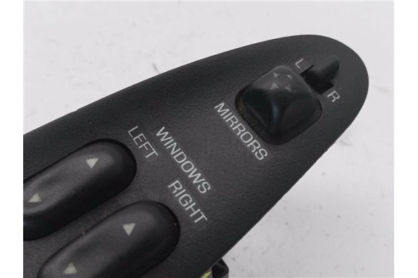 Recambio de mando elevalunas delantero izquierdo para ford probe 2.0 16v referencia OEM IAM 3419773  