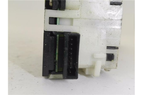 Recambio de mando limpiaparabrisas para nissan murano (z50) 3.5 básico referencia OEM IAM 25260CA000  