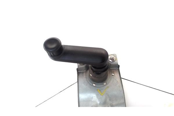 Recambio de elevalunas manual trasero izquierdo para renault clio iv 1.5 business referencia OEM IAM 827013204R  