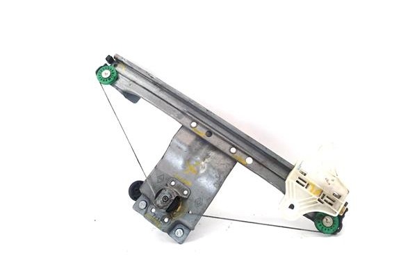 Recambio de elevalunas manual trasero izquierdo para renault clio iv 1.5 business referencia OEM IAM 827013204R  