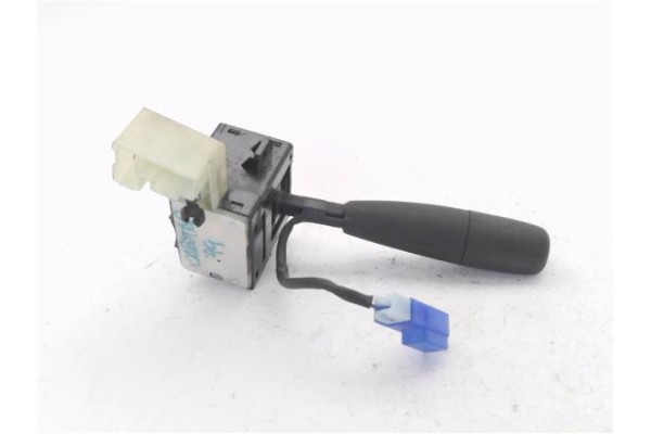 Recambio de mando intermitencia para nissan cabstar e cabina simple referencia OEM IAM 25567MB40A  