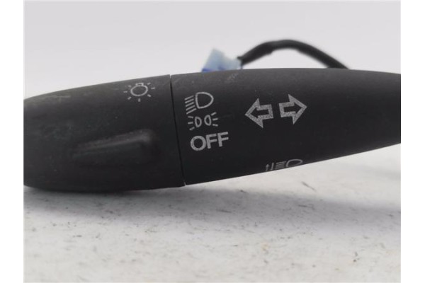 Recambio de mando intermitencia para nissan cabstar e cabina simple referencia OEM IAM 25567MB40A  