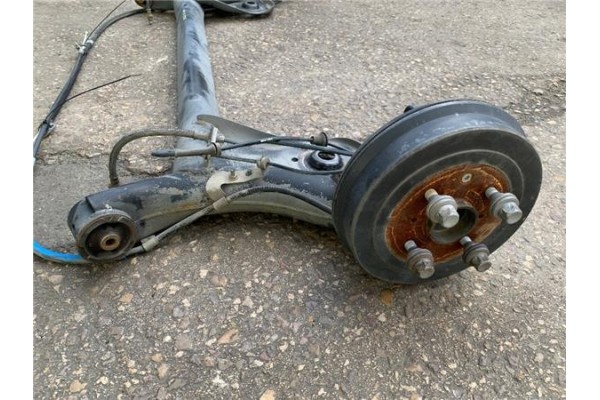 Recambio de puente trasero para citroen c1 1.2 feel referencia OEM IAM B000768280  