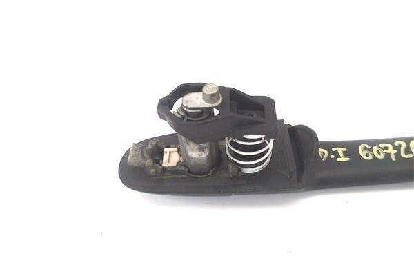 Recambio de maneta exterior delantero izquierda para mercedes-benz vito / mixto furgón (w639) 109 cdi referencia OEM IAM A000760