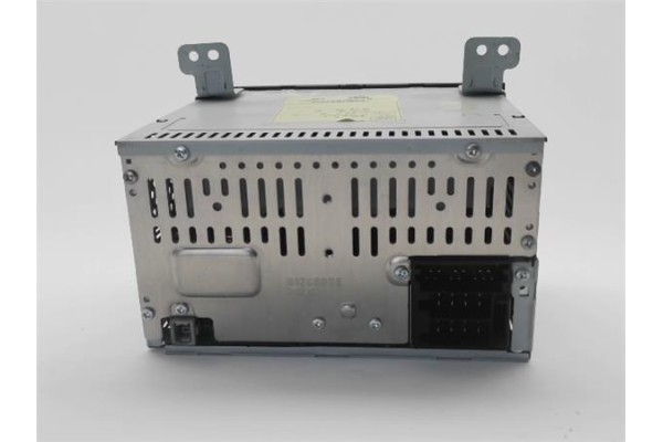 Recambio de radio / cd para hyundai i30 (fd) 1.6 comfort referencia OEM IAM 961602L200  