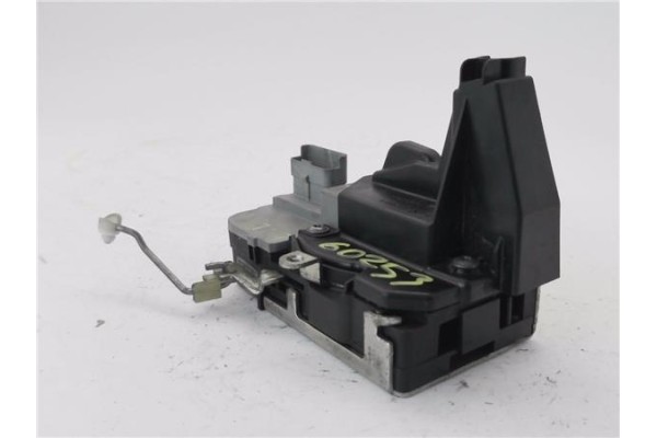 Recambio de cierre electromagnetico delantero derecho para peugeot 307 (3a/c) 2.0 hdi 90 referencia OEM IAM 23969158  