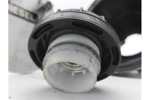 Recambio de tapa exterior combustible para hyundai i30 (fd) 1.6 comfort referencia OEM IAM 695132L000  
