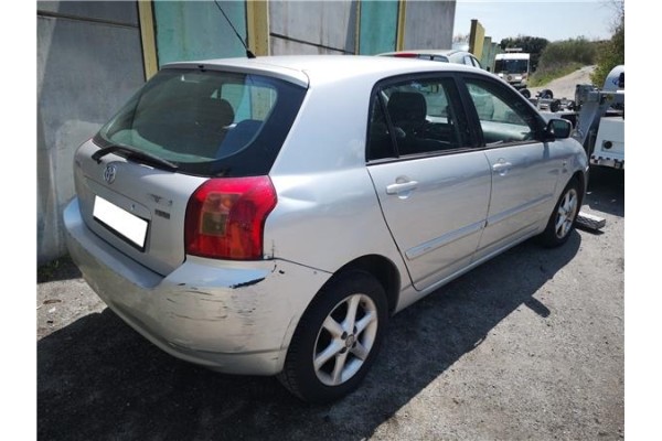 toyota corolla (e12) del año 2002