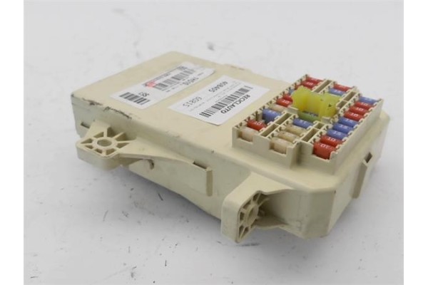 Recambio de caja fusibles/rele para hyundai i30 (fd) 1.6 comfort referencia OEM IAM 919501H51010 919502H500 