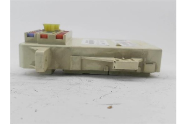 Recambio de caja fusibles/rele para hyundai i30 (fd) 1.6 comfort referencia OEM IAM 919501H51010 919502H500 