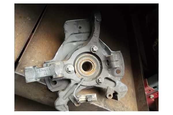 Recambio de mangueta delantero derecha para opel astra f fastback (53_, 54_, 58_, 59_) 1.7 td referencia OEM IAM   