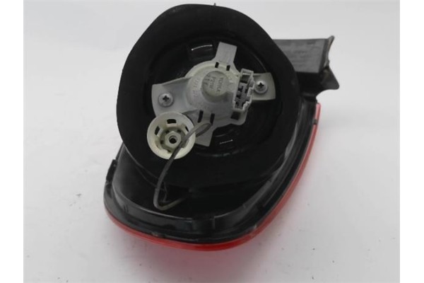 Recambio de piloto trasero derecho para seat altea (5p1) 2.0 tdi 16v referencia OEM IAM W05P0945111B  