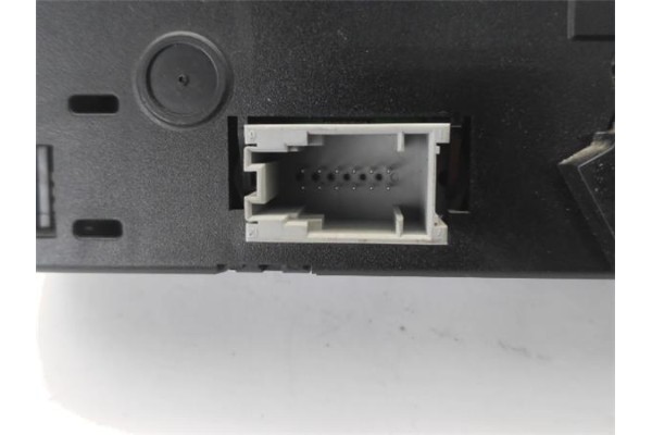 Recambio de mandos climatizador para bmw serie 3 berlina (e90) 3.0 330d referencia OEM IAM 6411911713601  