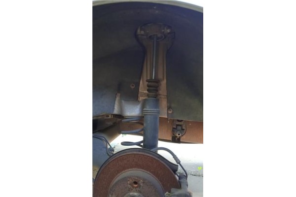 Recambio de amortiguador trasero izquierdo para citroen c4 berlina 1.4 16v referencia OEM IAM 5206CS 1623318180 