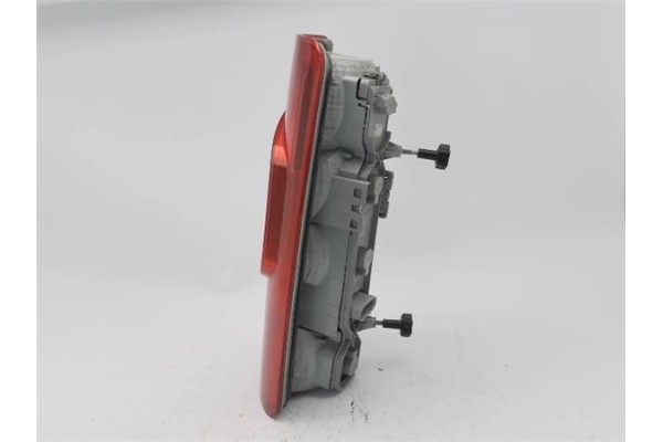 Recambio de piloto trasero derecho para ford tourneo connect (tc7) 1.8 kombi trend corta (2009) referencia OEM IAM 9T1613404AD  