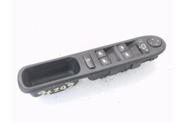 Recambio de mando elevalunas delantero izquierdo para peugeot 307 break / sw (s1) 2.0 hdi 110 referencia OEM IAM 96351624XT 5326