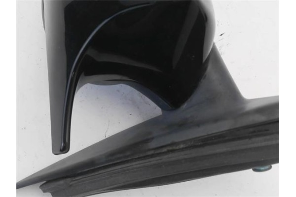 Recambio de retrovisor electrico izquierdo para bmw serie 3 berlina (e90) 3.0 330d referencia OEM IAM E1010803  