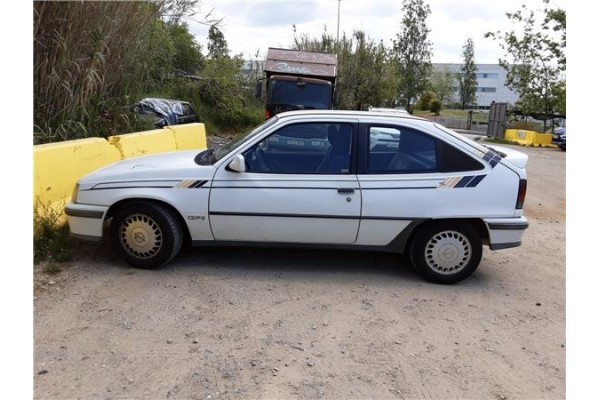 opel kadett e del año 1990
