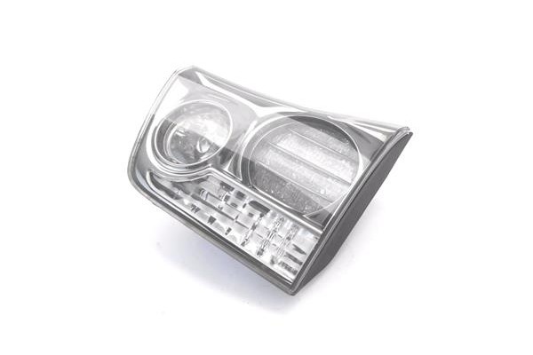 Recambio de piloto porton trasero derecho para lexus rx (mcu_) 400h referencia OEM IAM 8158148060 8158148061 