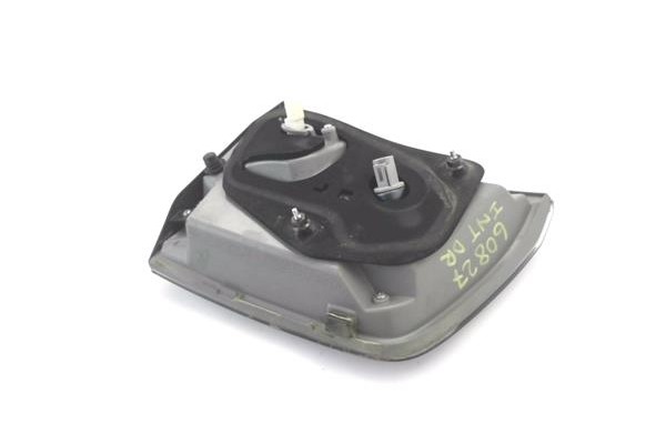 Recambio de piloto porton trasero derecho para lexus rx (mcu_) 400h referencia OEM IAM 8158148060 8158148061 