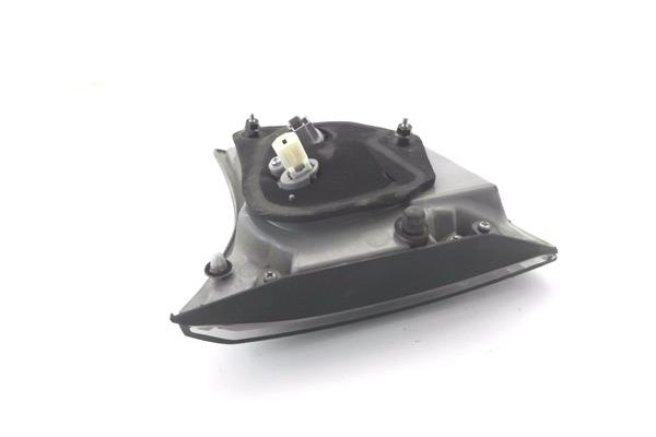 Recambio de piloto porton trasero derecho para lexus rx (mcu_) 400h referencia OEM IAM 8158148060 8158148061 
