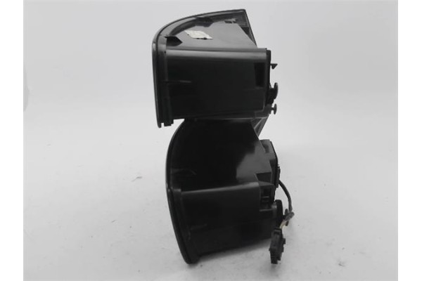 Recambio de piloto trasero derecho para citroen c4 grand picasso/spacetourer 2.0 exclusive referencia OEM IAM 9676120680  