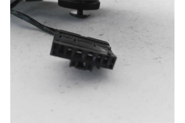Recambio de piloto trasero derecho para citroen c4 grand picasso/spacetourer 2.0 exclusive referencia OEM IAM 9676120680  