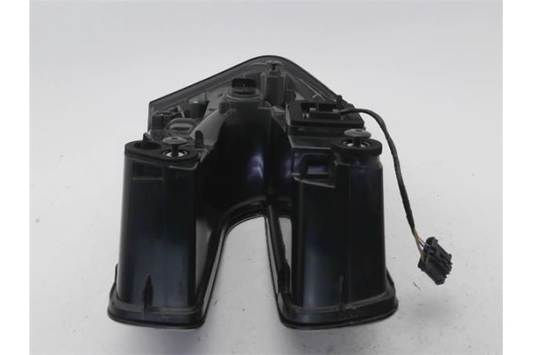 Recambio de piloto trasero derecho para citroen c4 grand picasso/spacetourer 2.0 exclusive referencia OEM IAM 9676120680  