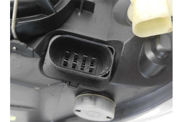 Recambio de faro delantero dcho para seat cordoba berlina (6k2) 1.9 d referencia OEM IAM 6K1941044A  