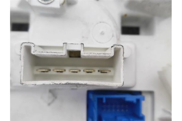 Recambio de mandos calefaccion / a.a. para fiat punto / grande punto (199) 1.3 d multijet referencia OEM IAM 5G1140100  