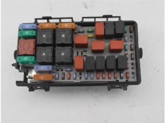 Recambio de caja fusibles/rele para fiat punto / grande punto (199) 1.3 d multijet referencia OEM IAM 51775622  