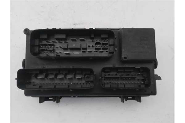 Recambio de caja fusibles/rele para fiat punto / grande punto (199) 1.3 d multijet referencia OEM IAM 51775622  