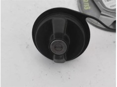 Recambio de tapa exterior combustible para chrysler sebring berlina 2.0 crd limited referencia OEM IAM 05008733AB  