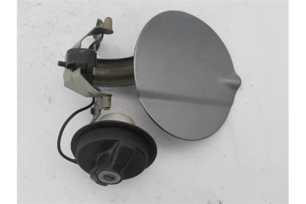 Recambio de tapa exterior combustible para chrysler sebring berlina 2.0 crd limited referencia OEM IAM 05008733AB  