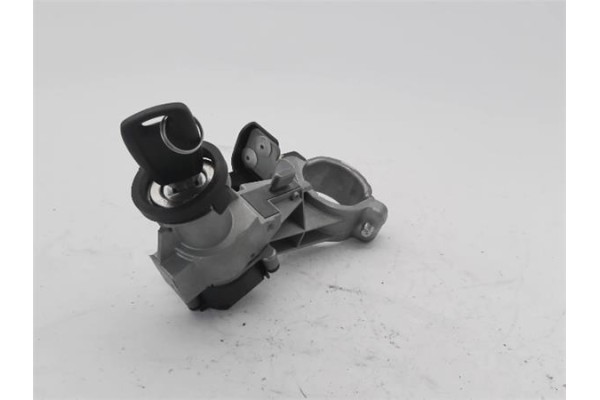 Recambio de clausor para fiat punto / grande punto (199) 1.3 d multijet referencia OEM IAM 01098401 61039102 