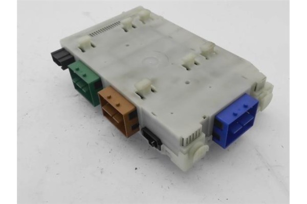 Recambio de caja fusibles/rele para ford galaxy (ca1) 2.0 tdci referencia OEM IAM 6G929F836JD  