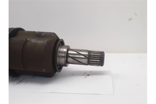 Recambio de palier delantero derecho para opel corsa c 1.3 cdti referencia OEM IAM   
