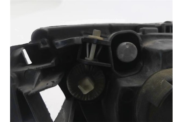Recambio de faro delantero izquierdo para nissan almera (n16/e) 2.2 di referencia OEM IAM 082151188L  