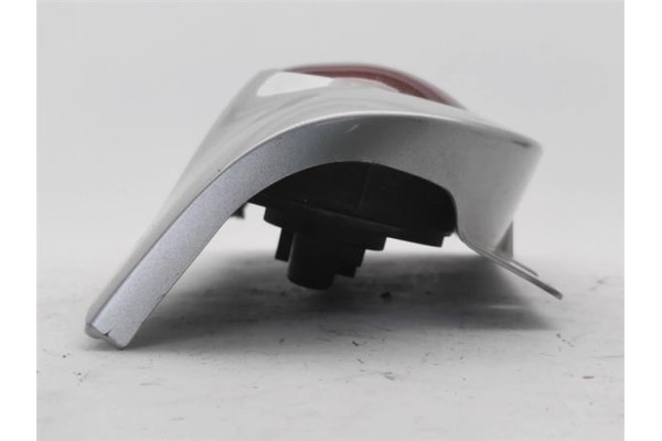 Recambio de piloto trasero derecho para smart city coupe 0.6 referencia OEM IAM 253042R  
