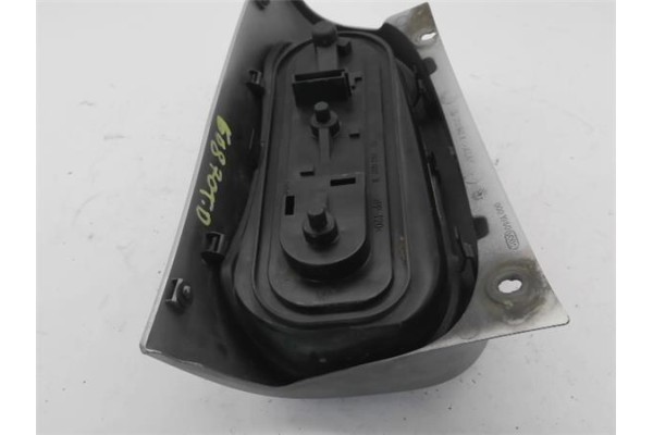Recambio de piloto trasero derecho para smart city coupe 0.6 referencia OEM IAM 253042R  