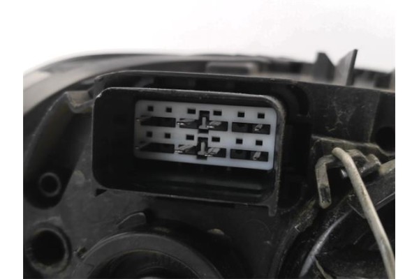 Recambio de faro delantero dcho para volvo c30 1.6 d referencia OEM IAM 31335200RH  