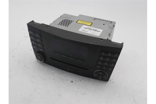 Recambio de radio / cd para mercedes-benz clase e (bm 211) berlina 3.0 e 280 cdi (211.020) referencia OEM IAM A2118702889  