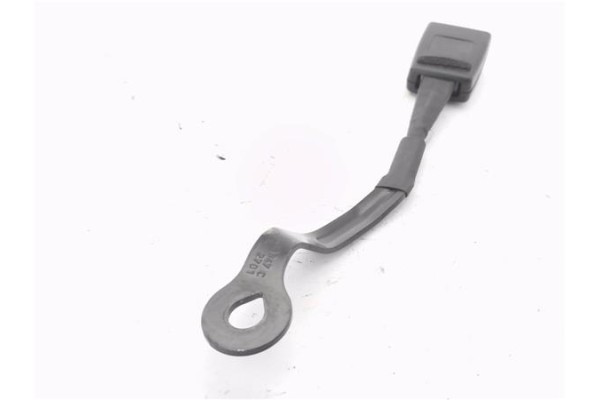 Recambio de anclaje cinturon delantero izquierdo para audi a3 (8l) 1.9 tdi ambiente referencia OEM IAM 8L0858675H  