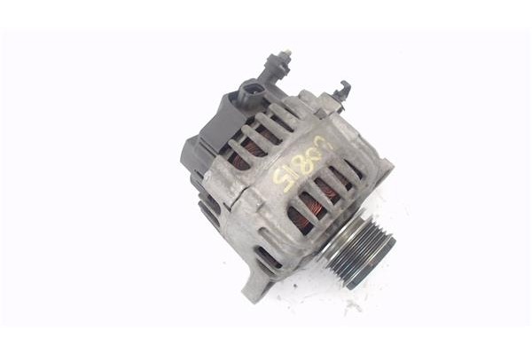 Recambio de alternador para hyundai i30 (fd) 1.6 comfort referencia OEM IAM 373002A600 TG12C090 