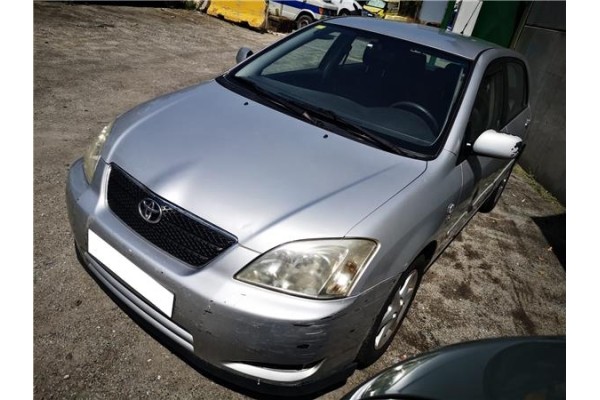 toyota corolla (e12) del año 2002