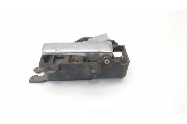 Recambio de manilla int. puerta delantero derecha para ford focus (db3) 1.6 referencia OEM IAM 1470111  