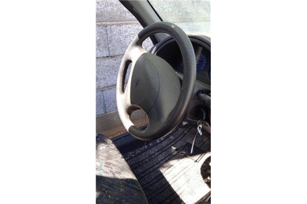 Recambio de volante para citroen saxo 1.6 vts referencia OEM IAM   